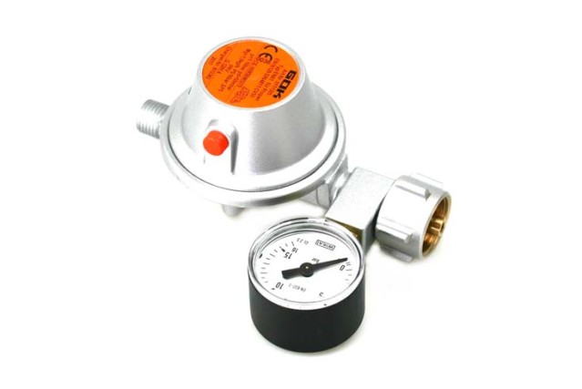 GOK regolatore di bassa pressione 50 mbar 1,5 kg/h - per bombole piccole incl. manometro
