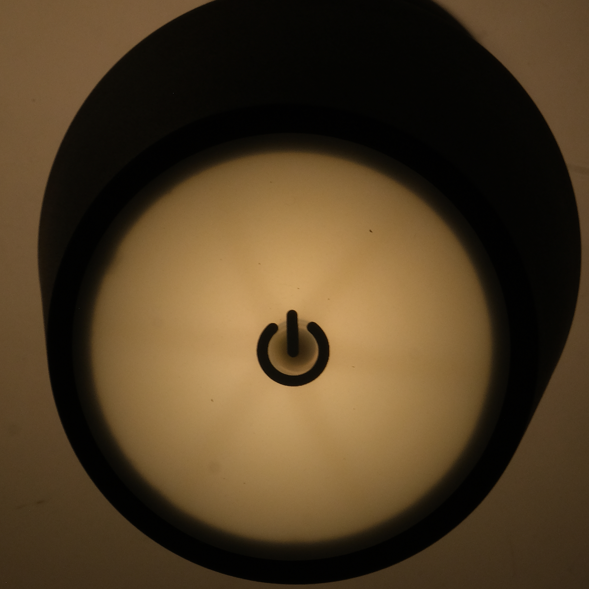 BRUNNER® Lucien Camping-LED-Tischleuchte