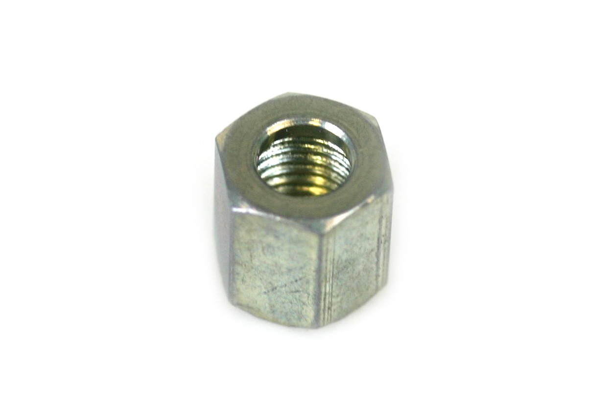 MTM union nut for injector nozzle