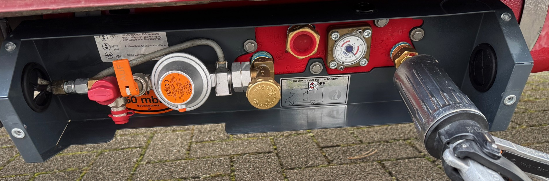 DREHMEISTER ACME Adaptador GPL con rosca NPT de 3/8 - válvula de llenado tanque de 4 orificios