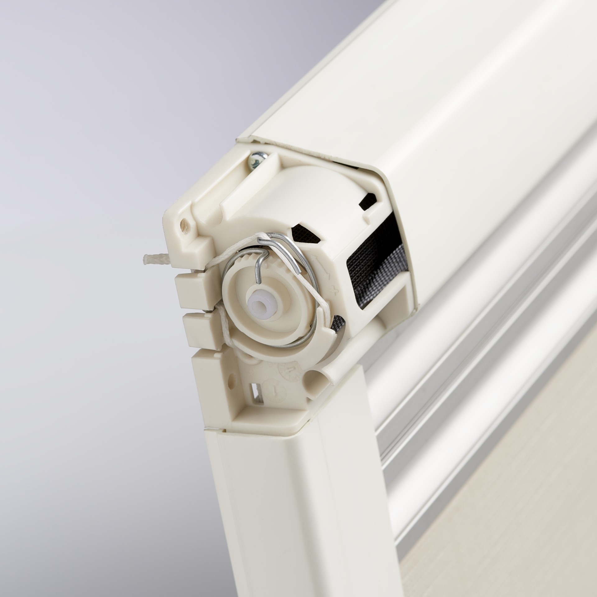 Dometic DB1R Verdunkelungsrollo mit Fliegengitter cremeweiß 470 x 480 mm