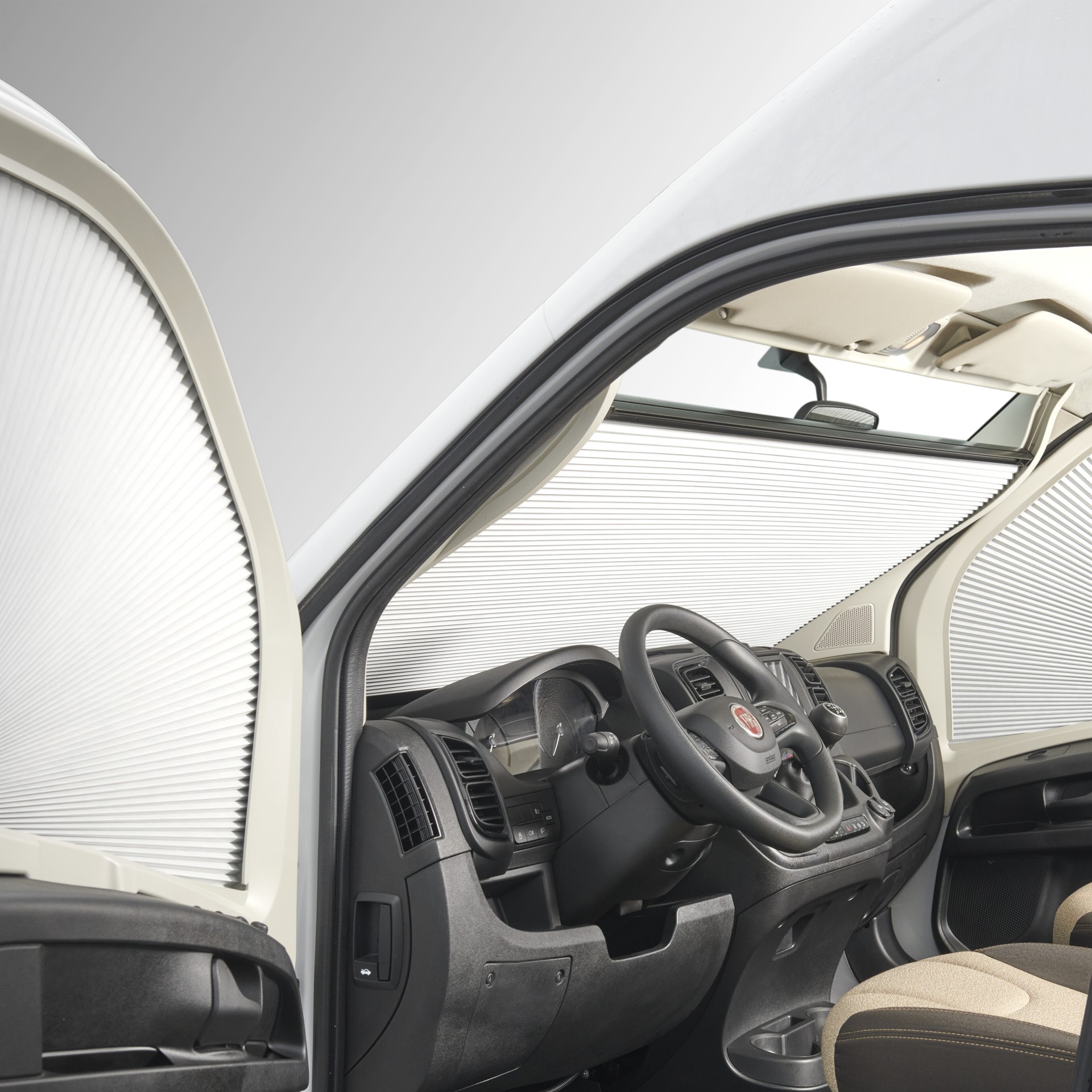 Dometic FP 210 Darkening blind for windscreen for Fiat Ducato 250/290