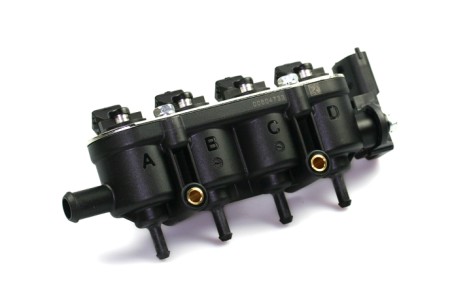 Landi Renzo Injector MED LPG CNG 4 Cylinder GI25-65 BLACK with pressure sensor (old 4-hole version)