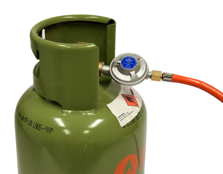 CADAC Regolatore universale da 50 mbar con tubo flessibile